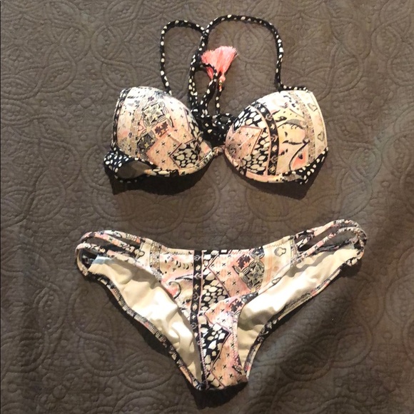 Victoria Secret Swimsuit - Picture 1 of 2